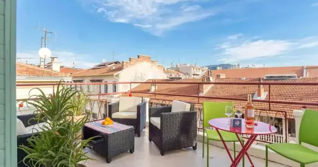 appartement-tres-charmant-belle-terrasse-nice
