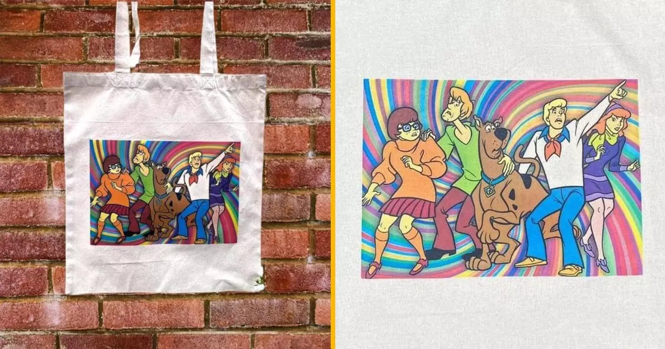 tote-bag-avec-toute-lequipe-de-monstre-et-compagnie