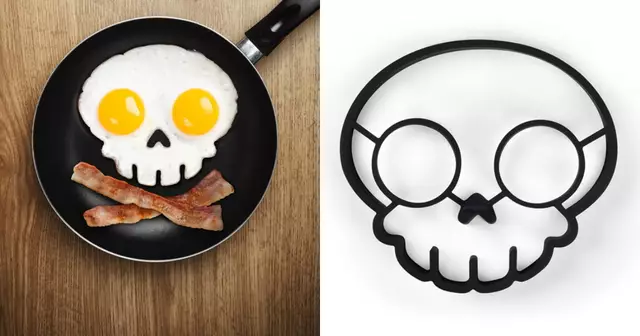 moule-tete-mort-oeuf