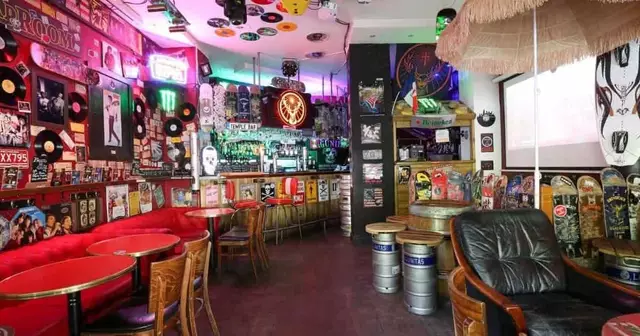 bar-privatiser-paris-le-rockstar-cafe