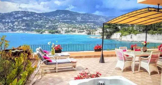 100m-terrasse-mer-saint-jean-cap-ferrat