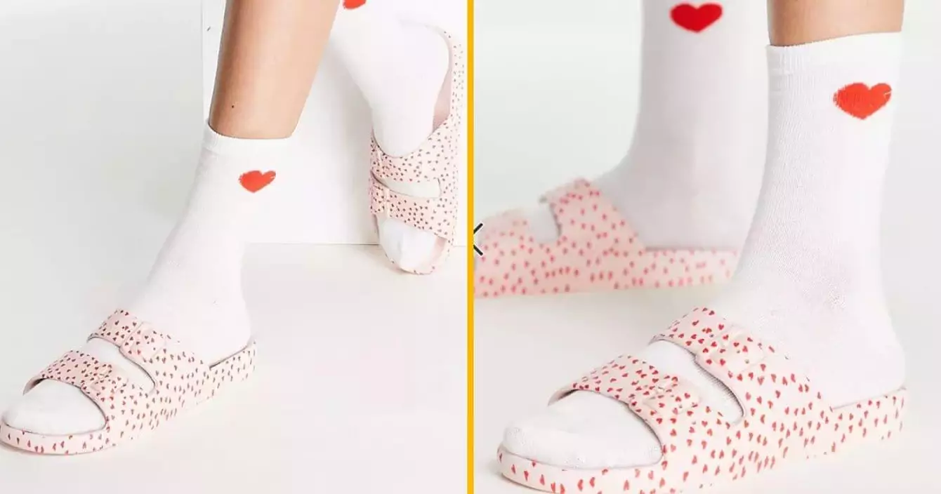 claquettes-remplies-coeur