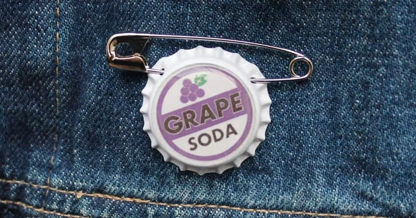 broche-grape-soda