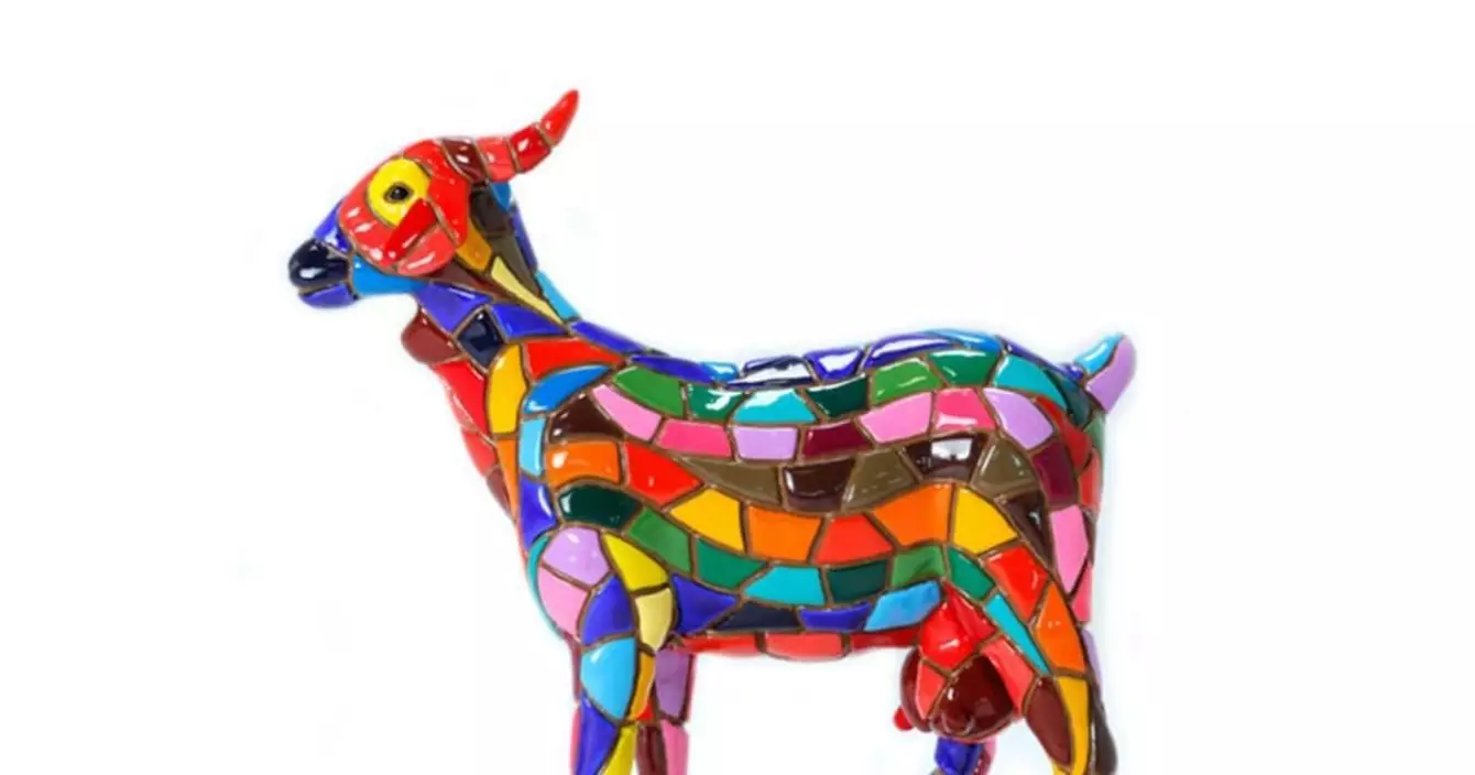 statue-chevre-coloree