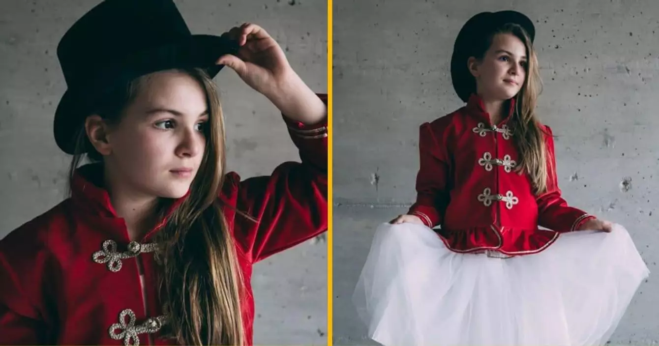 redingote-velour-rouge